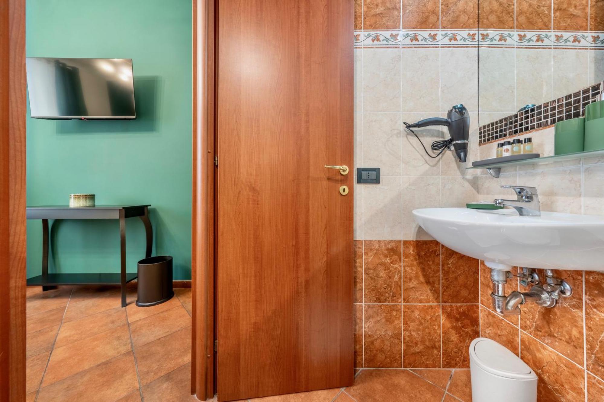Colosseo Relais Рим Экстерьер фото