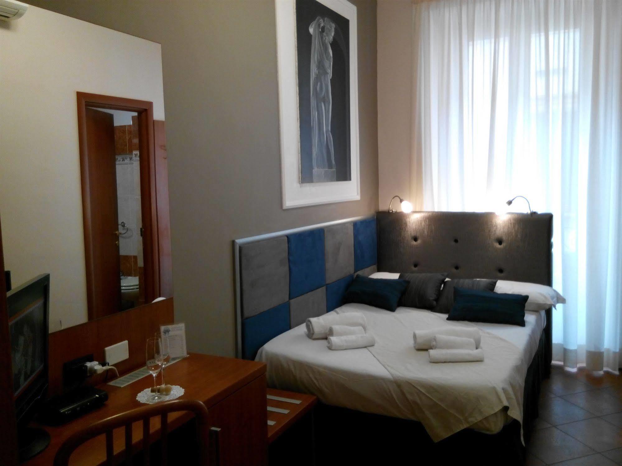 Colosseo Relais Рим Экстерьер фото